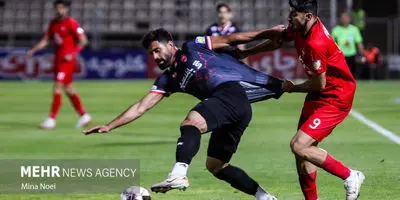 روشنک: فینال تیم ملی مانع بازی تراکتور-پرسپولیس شد! استقلال کم‌لطفی کرد؟