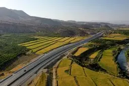 پشت پرده آزادراه شیراز-اصفهان: هوش مصنوعی رانندگان را چگونه می‌ترساند؟