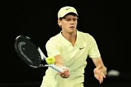 سینر؛ اعجوبه نروژی، رکوردهای بورگ را شکست و نفس‌ها را در نیمه‌نهایی بند آورد!