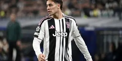 پسر بوفون، ستاره گمنام، چک را با هت‌تریک تاریخ‌ساز به وجد آورد!