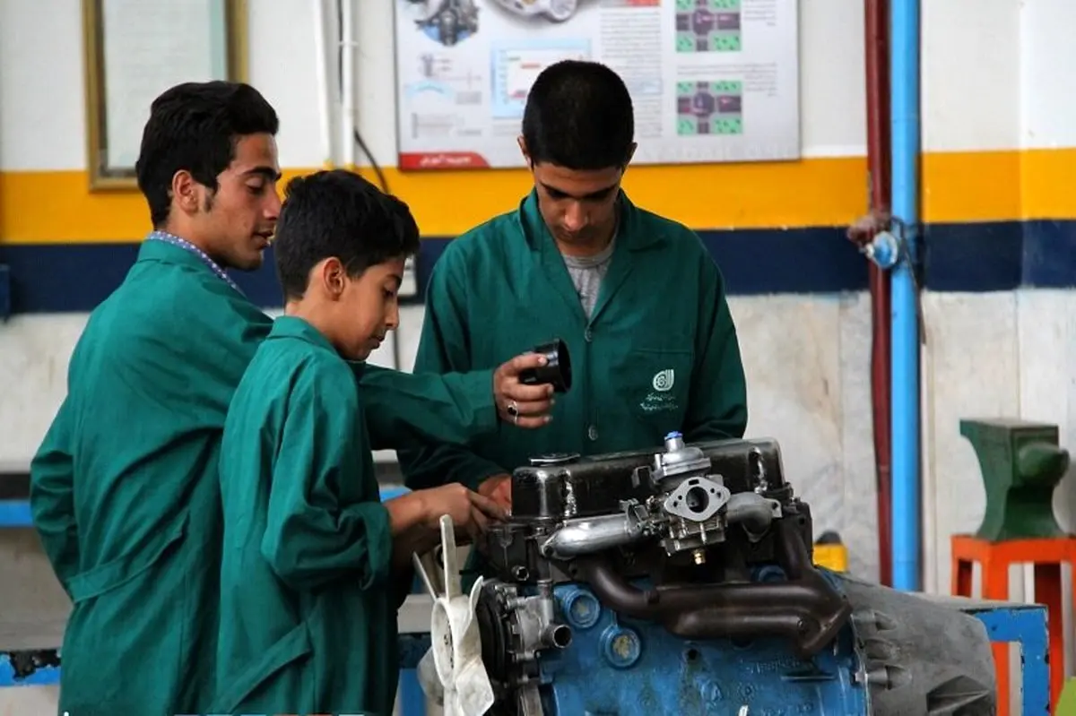 محمدی حقیقت تلخ را افشا کرد: بیکاری ریشه در بی مهارتی خودتان دارد!