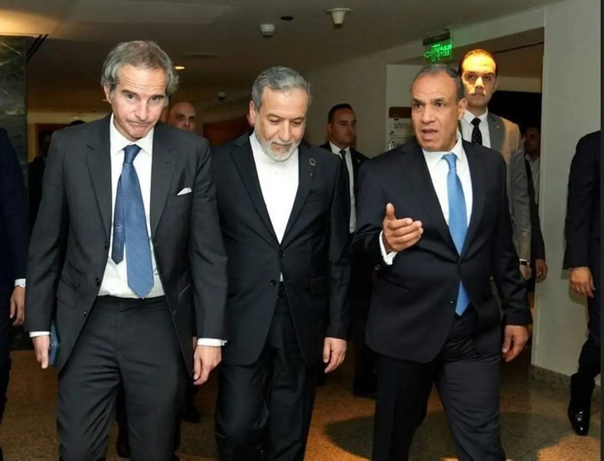 بحران هستهای دوباره شعلهور شد؟ تماسهای اضطراری وزرای خارجه مصر و ایران با گروسی