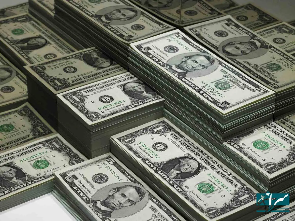 دلار از ۱۰۰ هزار تومان عبور میکند؟