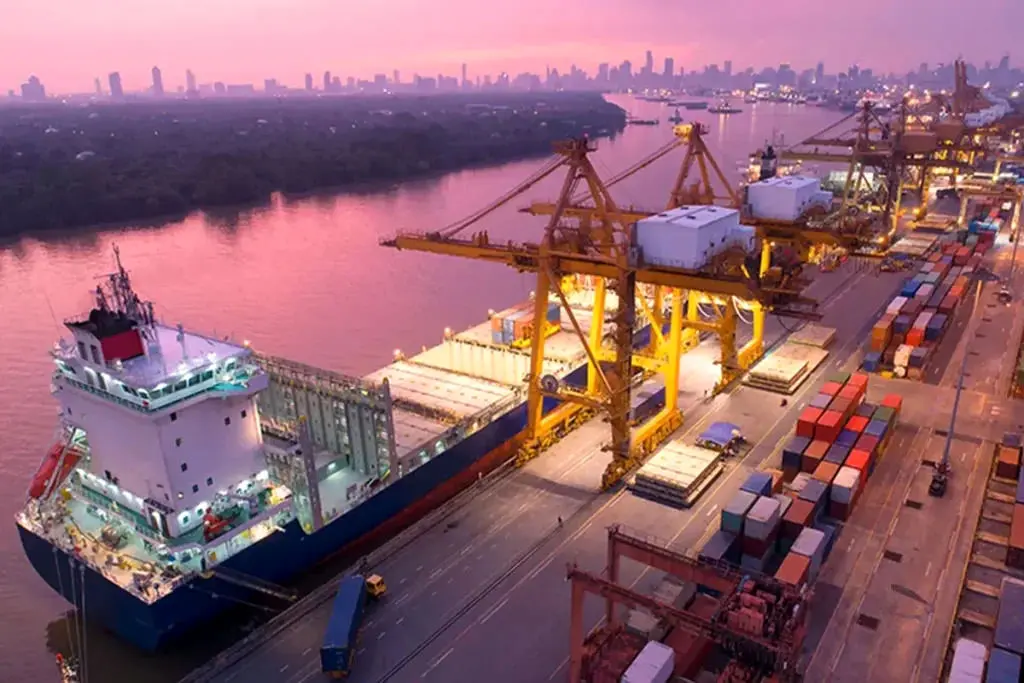 ترامپ دور ایران را خط کشید 