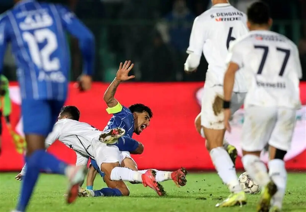 استقلال غرق در سکوت: پنالتی مسلم ما در بازی با ملوان نادیده گرفته شد!