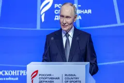 پوتین: ورزش، سوپاپ اطمینان جهانی یا سلاح پنهان؟