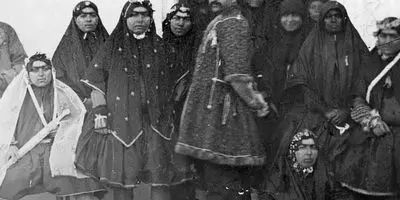 عکس متفاوت از ناصرالدین شاه با استایل خاص