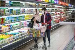 اعتراف تکان‌دهنده معاون رئیس‌جمهور: یارانه ارز ترجیحی، گرانی و رانت آورد، معیشت مردم را نابود کرد!