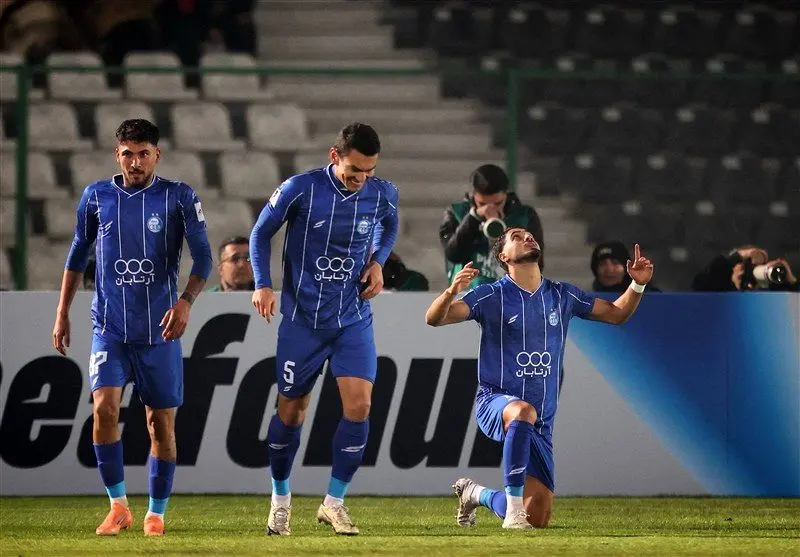 **برتری جنجالی استقلال مقابل الوصل: مصدومیت ستاره نامدار، آبی‌ها را در شوک فرو برد!**