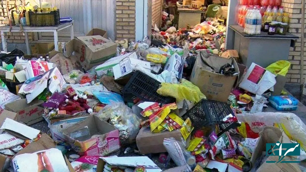 سیل فروش مواد غذایی تاریخ گذشته / گرانی کار دست مردم داد!