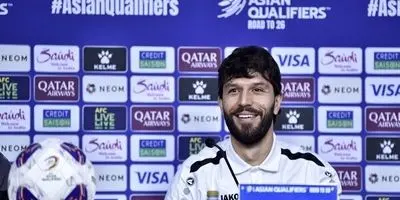 طارمی از قلعه‌نویی عذرخواهی کرد 