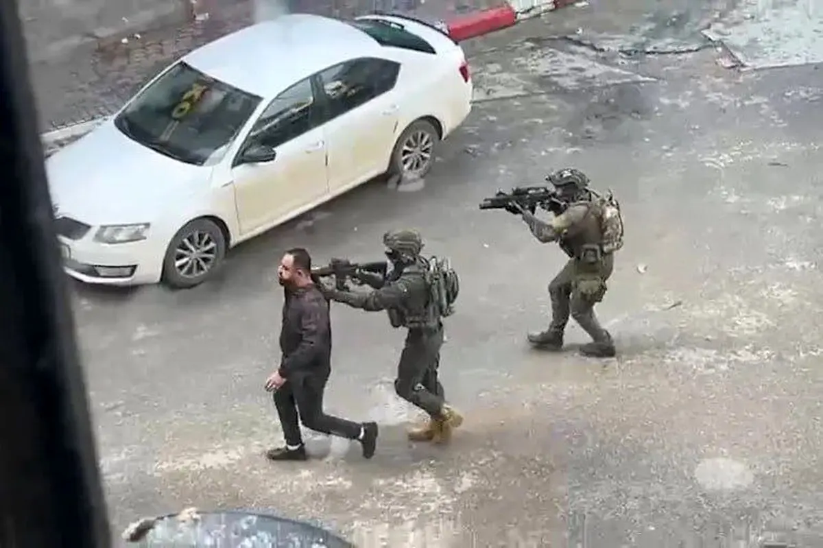 رویترز فاش کرد: آمریکا از استفاده اسرائیل از فلسطینیان به عنوان سپر انسانی مطلع بود؛ شوک جهانی!