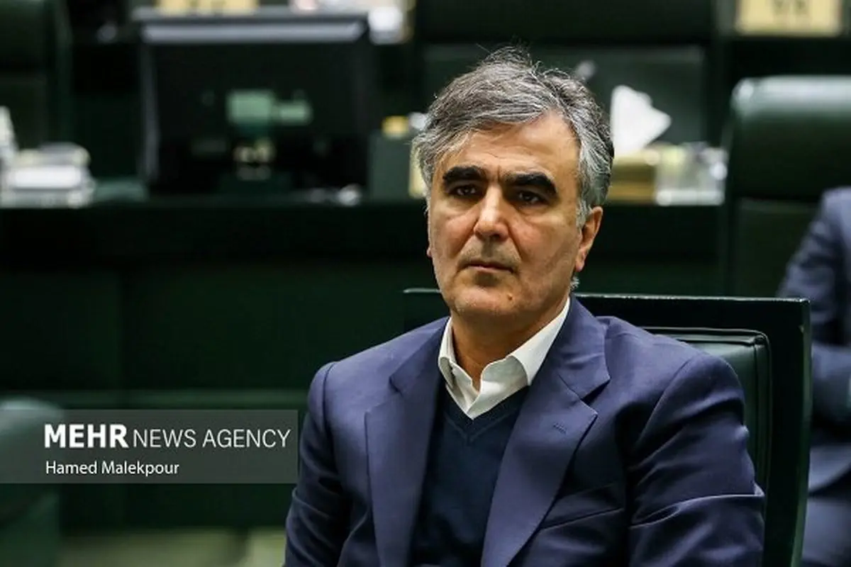 تکذیب دوباره استعفای فرزین: پشت پرده چه می‌گذرد؟