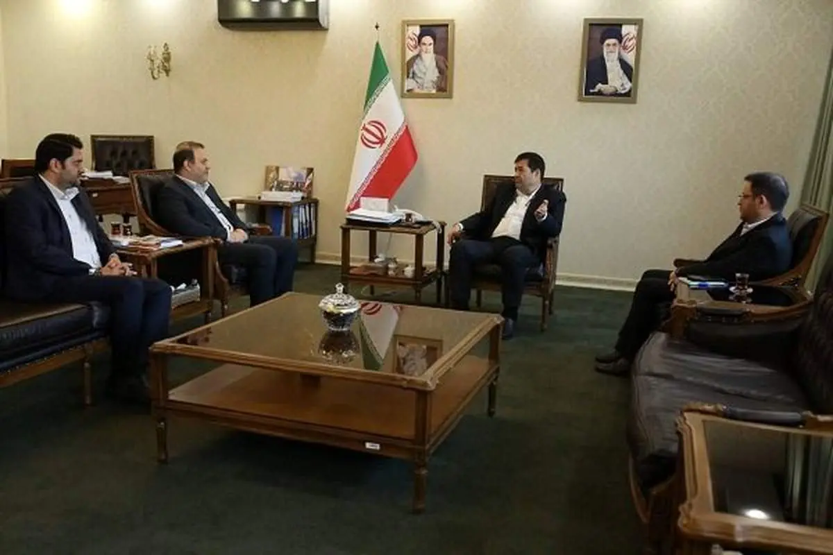 پشت پرده دیدار جنجالی مسئول زیباسازی شهرداری با وزیر ورزش: چه کسی از این دیدار سود می‌برد؟