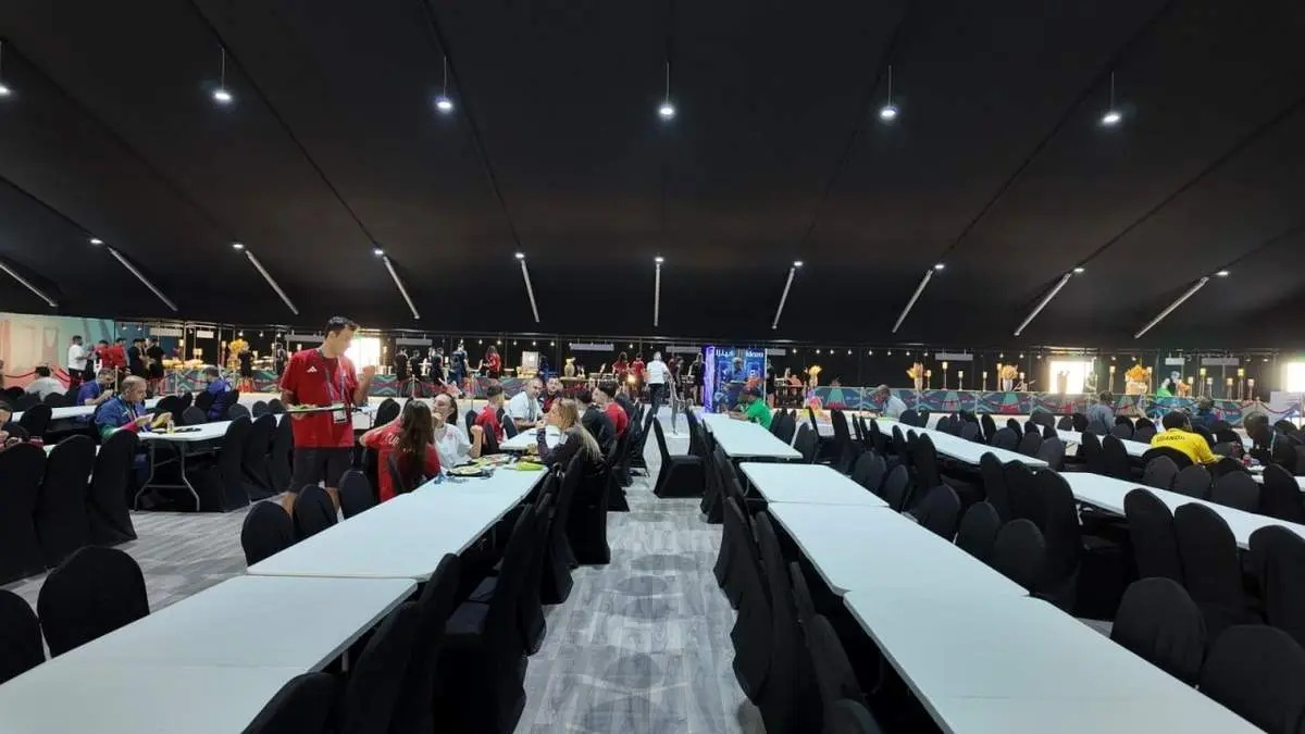 رقاصی پول مردم در ریاض: پای بی‌ربط‌ها به ورزش باز شد!