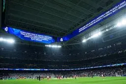 رسوایی بزرگ: اخراج فوری هوادار رئال به جرم سلام نازی! (عکس جنجالی)