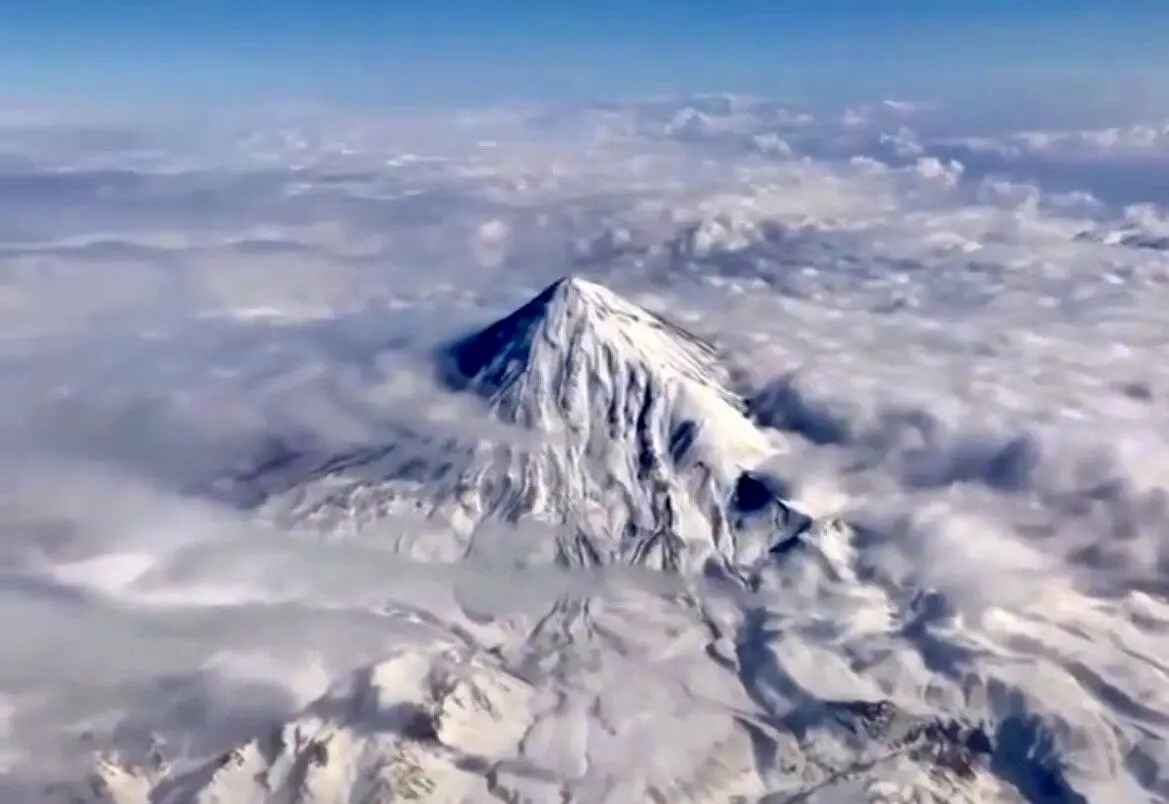 فوری/ برف سیاه در ایران بارید!
