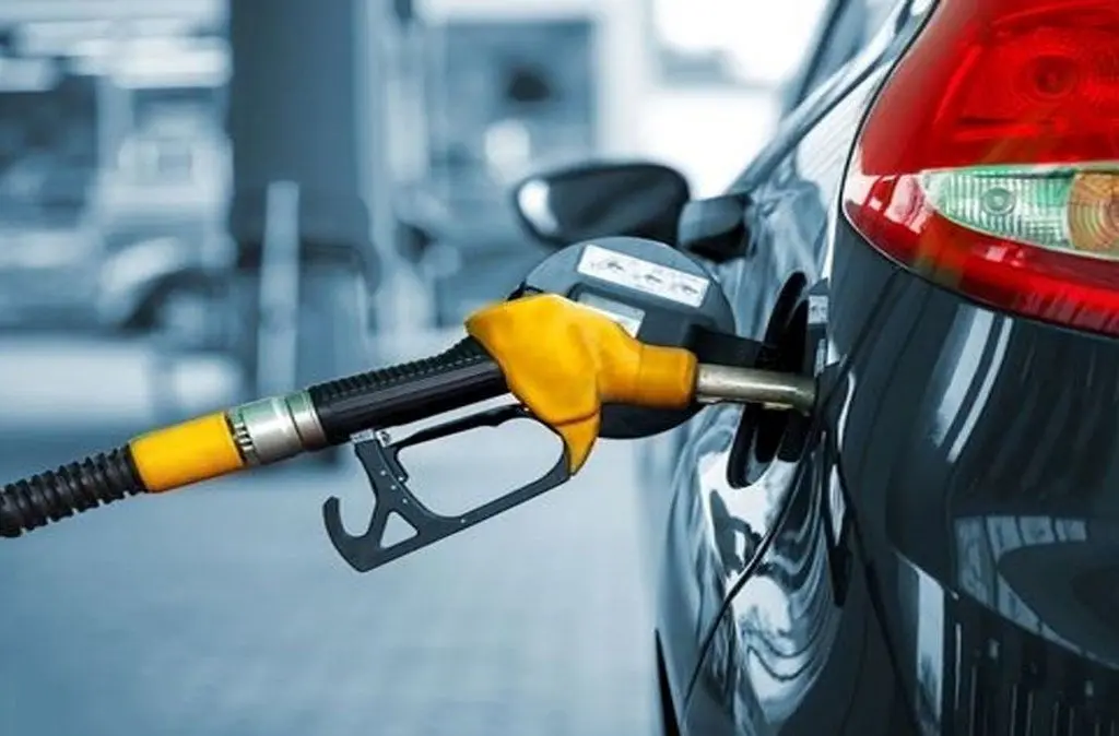 جنجال بنزینی: نماینده مجلس پرده از ۴ نرخی شدن بنزین برداشت!