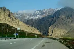 پایان فاجعه جاده‌ای: چرا مسئولان به نگهداری راه‌ها بی‌توجهند؟