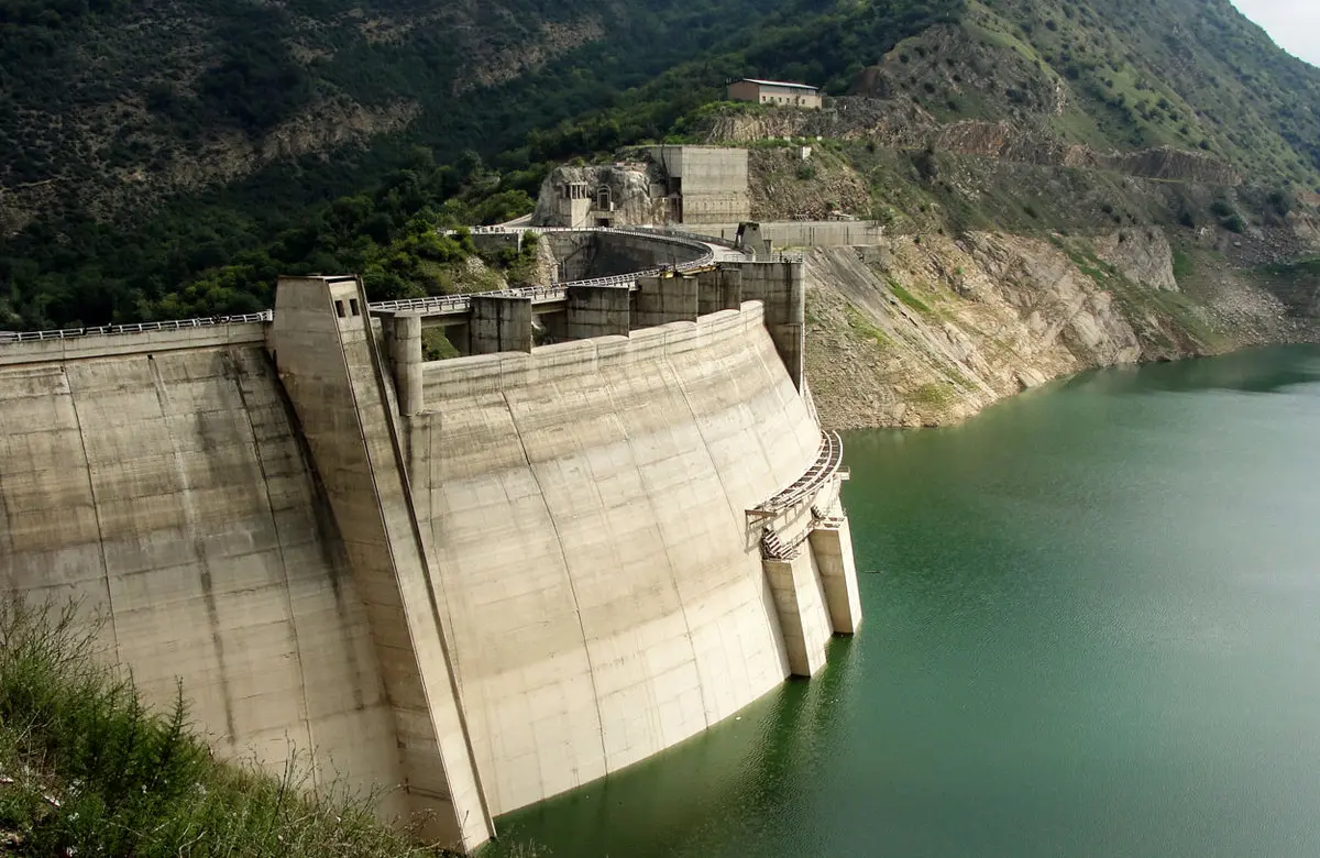 آب کشور اینطوری قربانی می‌شود / همه بخوانید