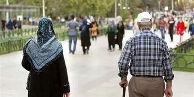 معیشت بازنشستگان به مخاطره افتاد