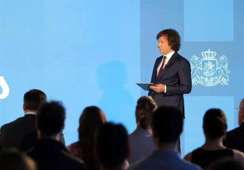 دولت گرجستان در برابر فشارها زانو زد: طرح جنجالی ادغام دانشگاه‌ها لغو شد!