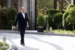 "نوری قزلجه: قیمت مرغ اصلاح شد! ادعای گرانی کذب محض است"