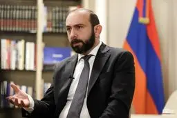 هشدار میرزویان: قانون اساسی ارمنستان خط قرمز مذاکرات با باکو است!