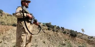 تهدید جنگی پاکستان به افغانستان: چشم درآوریم!