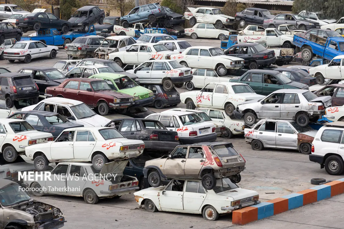 راز اسقاط ۸۸۰ خودرو در روز: چرا آلودگی هوا فقط ۱۰ درصد کاهش می‌یابد؟
