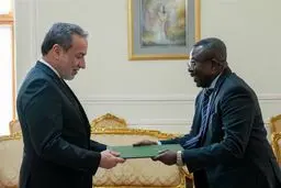 عراقچی میزبان سفرای غربی شد؛ از اتریش تا غنا، چه پیامی در راه است؟