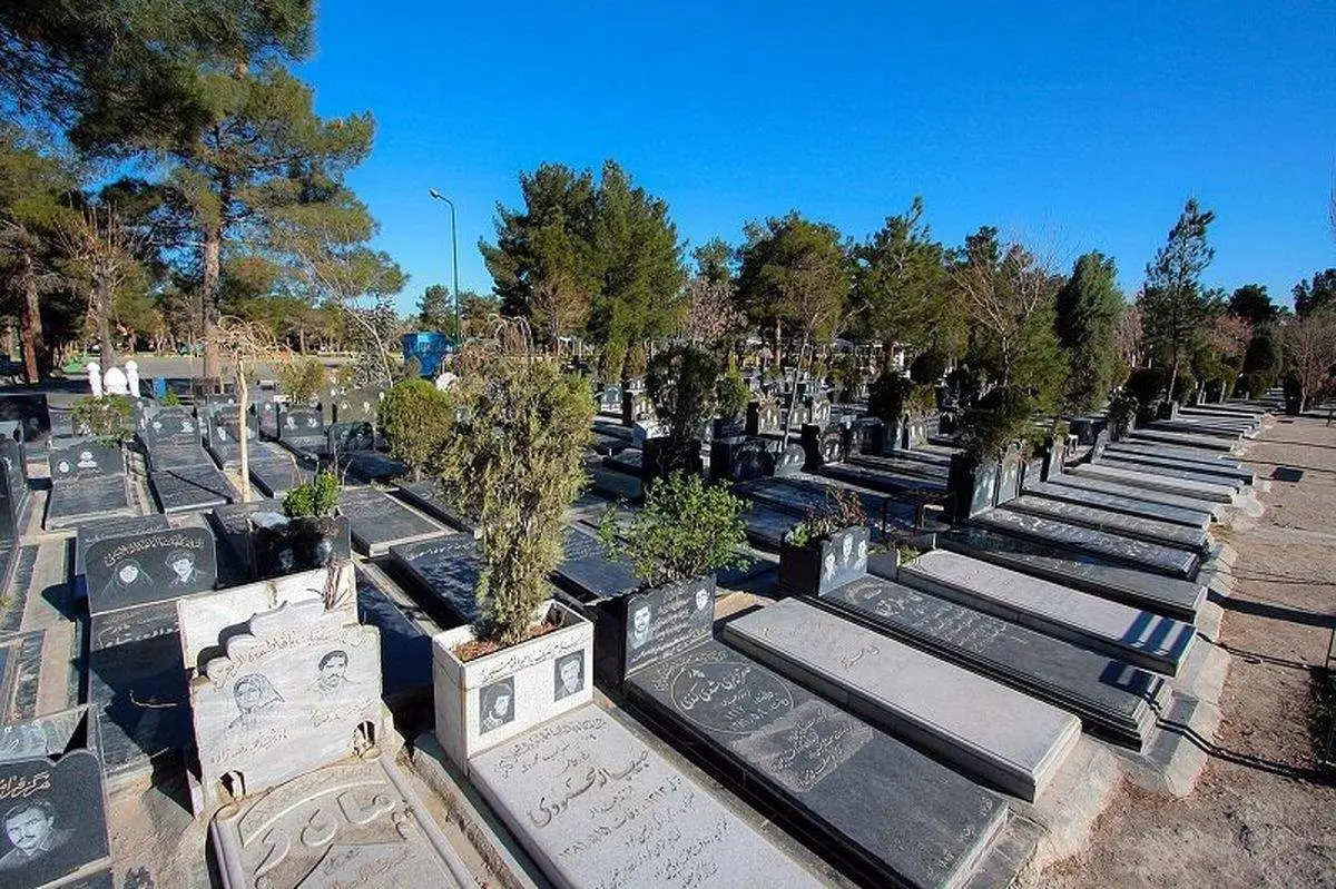 انفجار قیمت سنگ قبر در ایران / ۱۴۵ میلیون هزینه برای میت!
