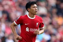 فاجعه در آنفیلد! اندو با برانکارد خارج شد، اشلوت رسماً تایید کرد: مصدومیت ستاره لیورپول "ویرانگر" است!