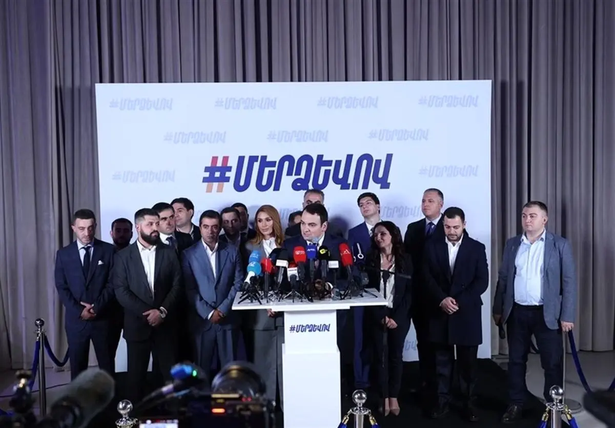 زلزله سیاسی در ایروان: نه بزرگ حزب حاکم به میلیاردر روس‌گرا! آینده ارمنستان در خطر؟