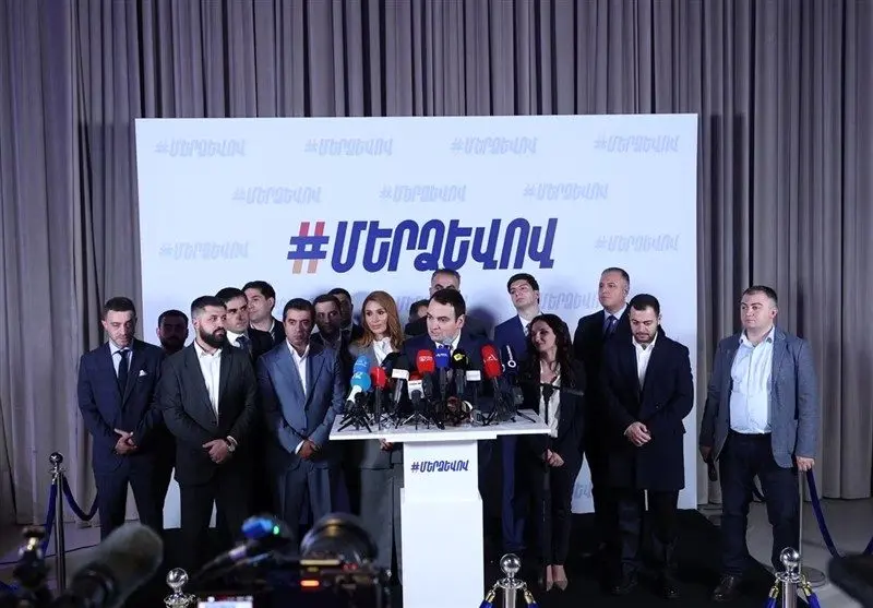 زلزله سیاسی در ایروان: نه بزرگ حزب حاکم به میلیاردر روس‌گرا! آینده ارمنستان در خطر؟