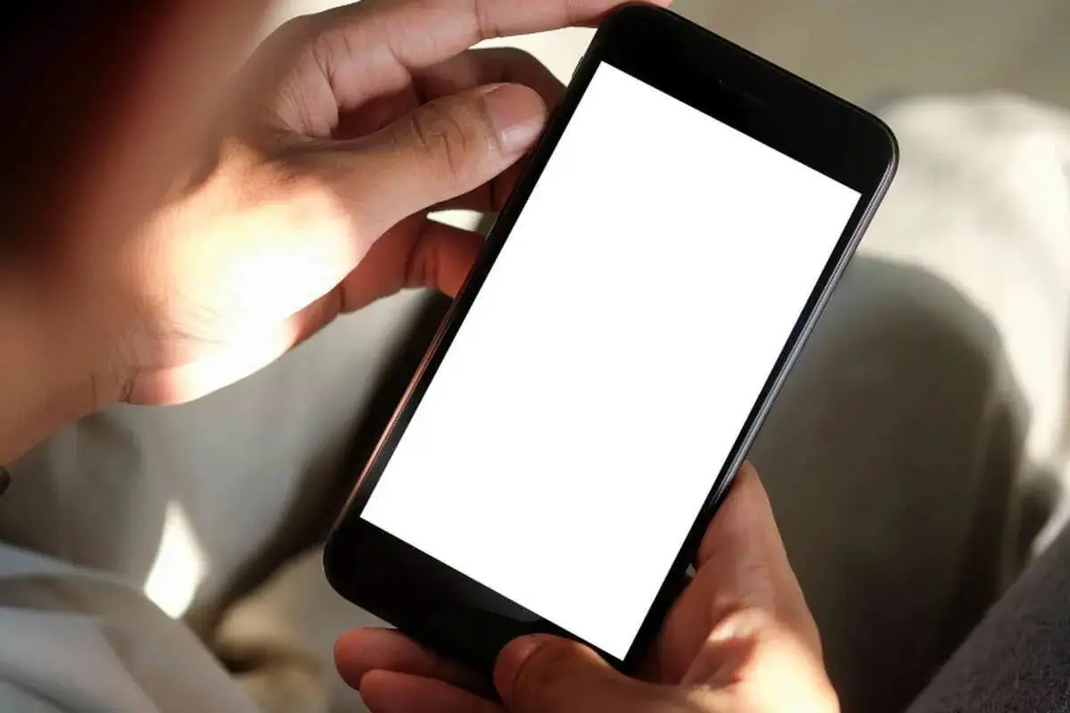 دیگر حق خرید این ۲ مدل گوشی را ندارید