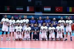 والیبالیست‌های ایران چگونه قهرمانی را فراموش کردند؟ راز ادای احترام غافلگیرکننده به صابر کاظمی!