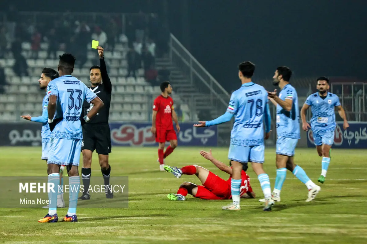 چادرملو صدر را پس زد! ذوب‌آهن نفس تازه کرد: این یک امتیاز برای سبزپوشان است؟