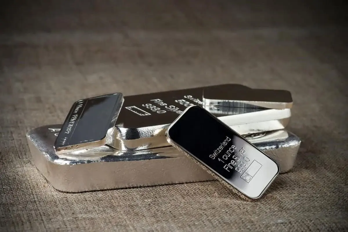 قیمت نقره سر به فلک کشید