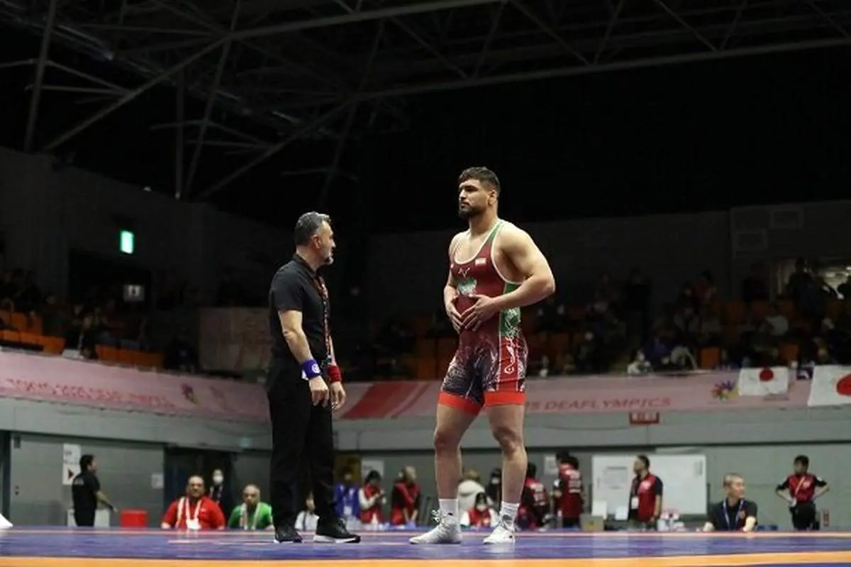 قمرپور در کشتی آزاد تاریخ‌ساز شد؛ چهارمین سهمیه فینال قطعی شد!