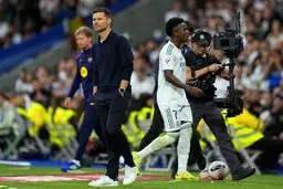 زنگ خطر برای ژابی در رئال مادرید؛ طوفان نارضایتی بازیکنان و نگرانی مدیران از آینده تیم!