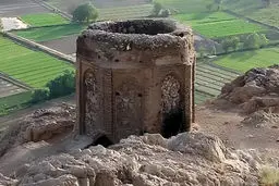 این شما و این برج یزید در تهران!