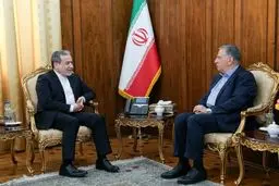 عراقچی: وزارت خارجه در خدمت فعالان اقتصادی؟ یا مانع‌تراشی؟