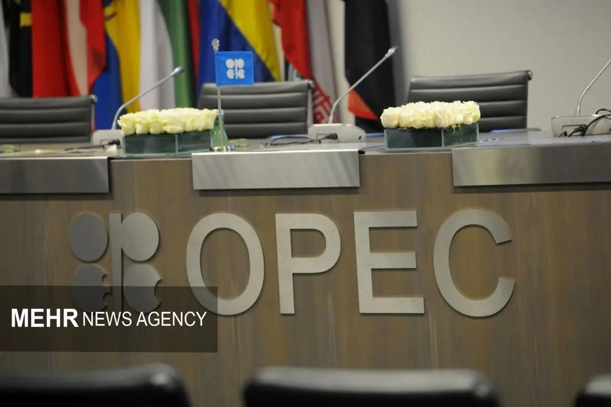 بمب خبری اوپک‌پلاس: تولید نفت فریز شد! آینده بازار جهانی در گروی ۲۰۲۶!