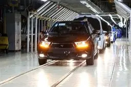 افشای فاجعه: تاخیر ۱۷ ساله ایران خودرو در خصوصی‌سازی، میلیاردها تومان به جیب چه کسانی رفت؟