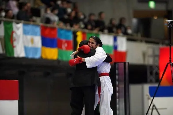 نهال زکی‌زاده قهرمان شد! ششمین طلا در چنگ کاراته‌کار ایرانی؛ جنجال در سکوها؟